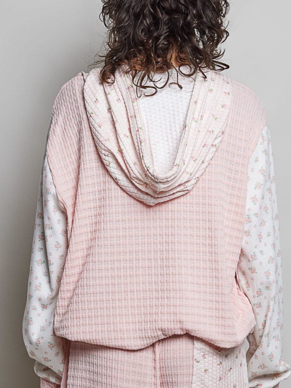 💕POL Women's 2-piece Pink Patchwork Hooded Top & Joggers - Picture 5 of 12